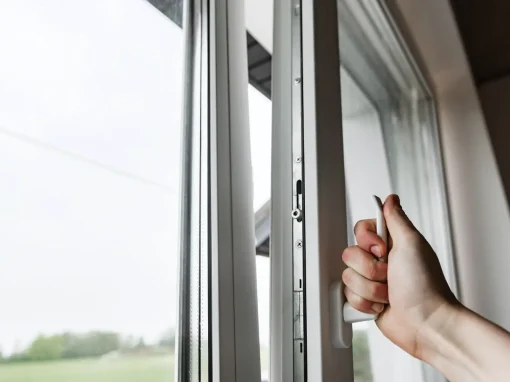 Cambiar Ventanas en 2026: La Guía Definitiva para no Tirar el Dinero (y la Magia de la Osciloparalela) Cambiar Ventanas en 2026: La Guía Definitiva para no Tirar el Dinero (y la Magia de la Osciloparalela)